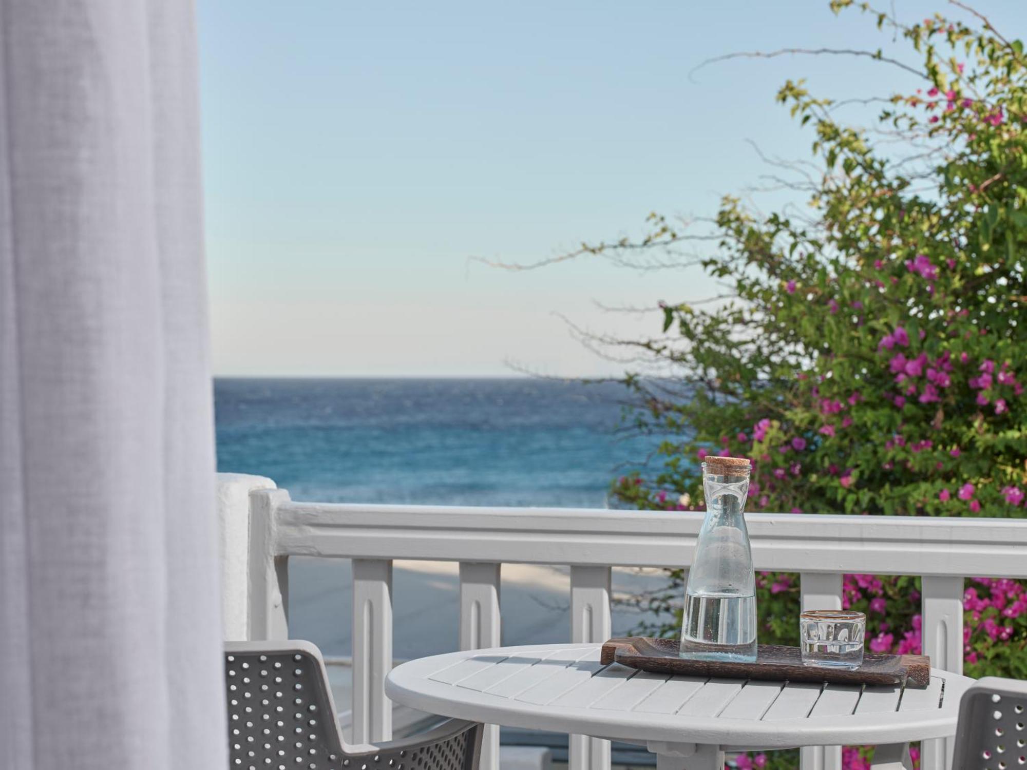 Myconian Sunrise Relais & Chateaux Hotel Agrari  Værelse billede